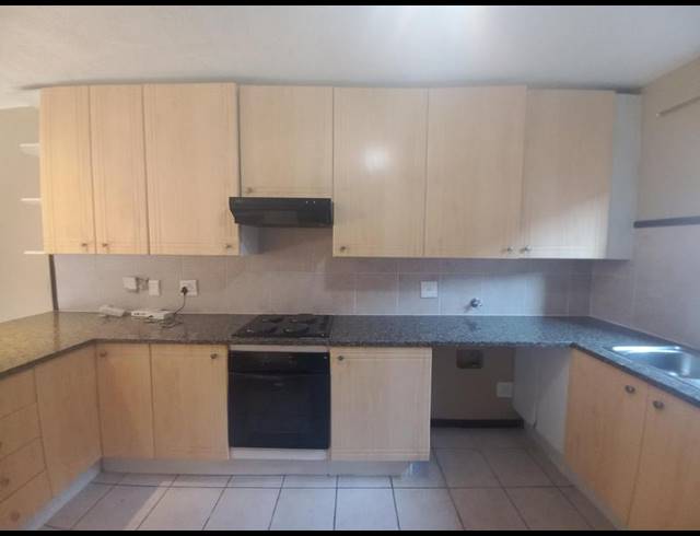 2 BEDROOM PROPERTY TO RENT IN STONERIDGE